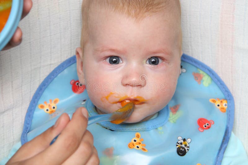 Baby Isst Wenig Brei