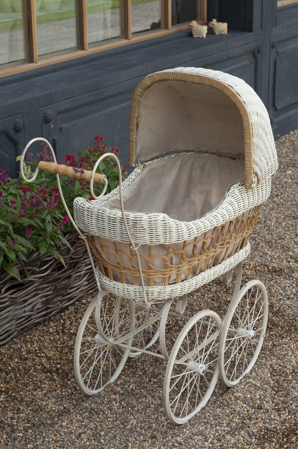 vintage style stroller