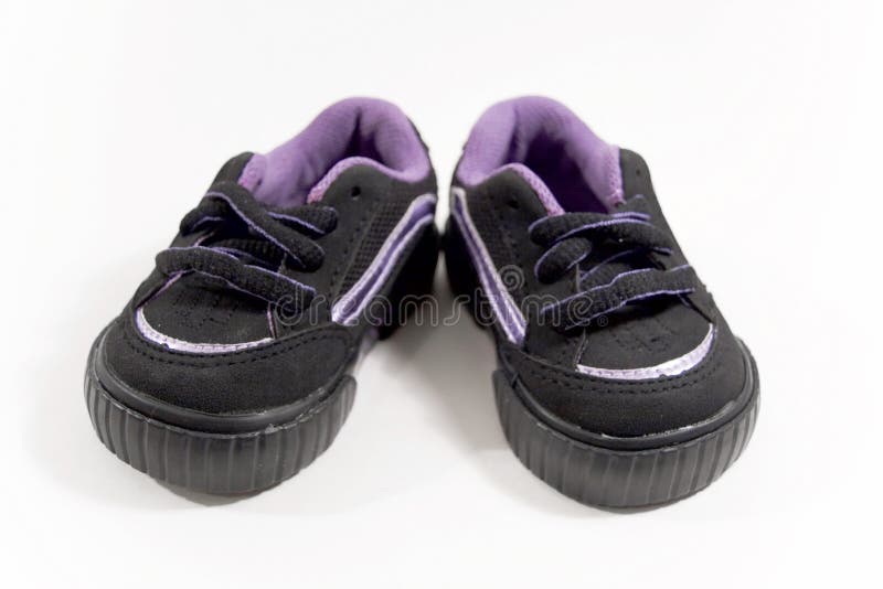 Babyschuhe zusammen lizenzfreie stockbilder Babyschuhe zusammen lizenzfreie stockbilder
