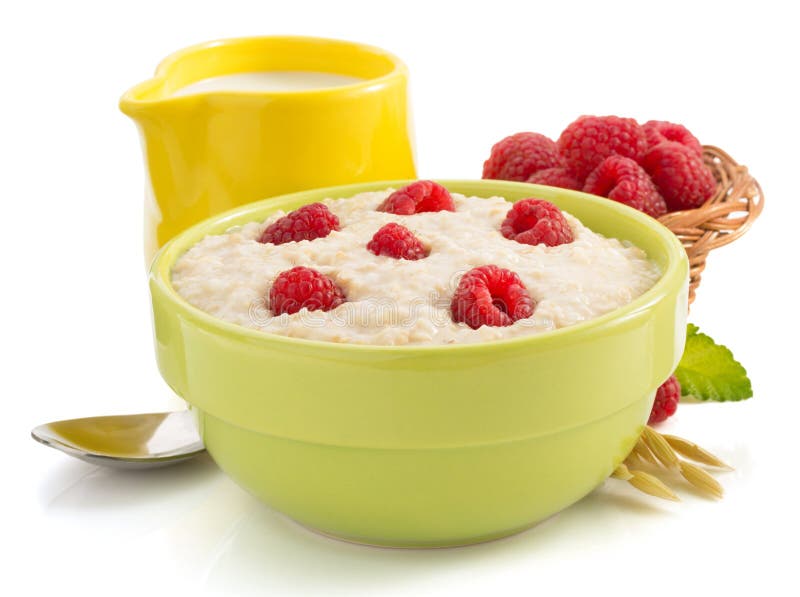 Tigela de aveia sobre fundo branco fotografia de stock