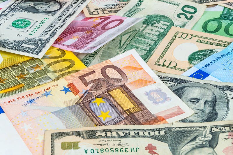Доллары и евро обои. Курс валют евро доллар и польский злотый.