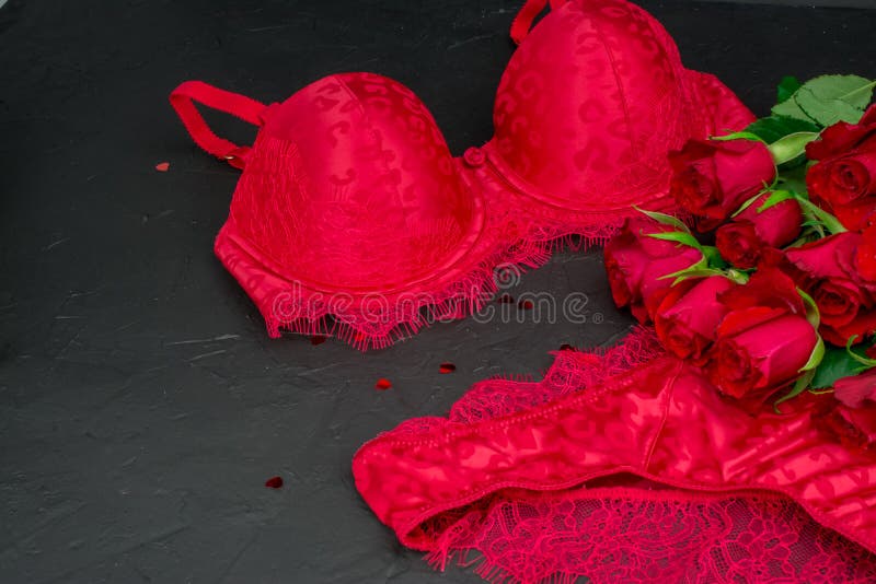Red Bra and Panties in Box on Black Background. Women Underwear Set with  Roses and Perfume Stock Image - Image of glamour, flirting: 267488133