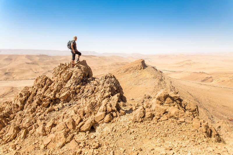 Backpacker Tourist Standing Desert Mountain Cliff Ridge Edge Landscape ...