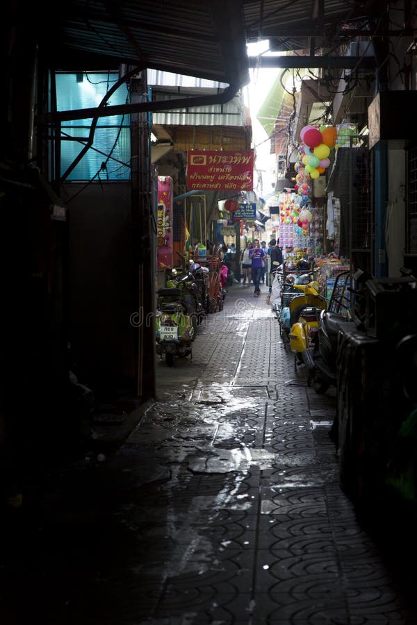 Backstreet di Bangkok immagini stock Backstreet di Bangkok immagini stock