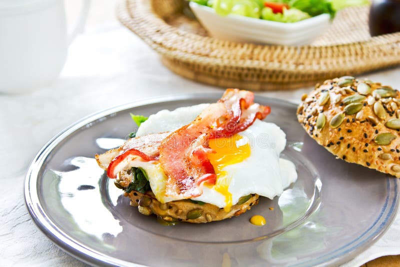 Bacon ,Egg and Spinach Sandwich Breakfast Stock Image Image of burger