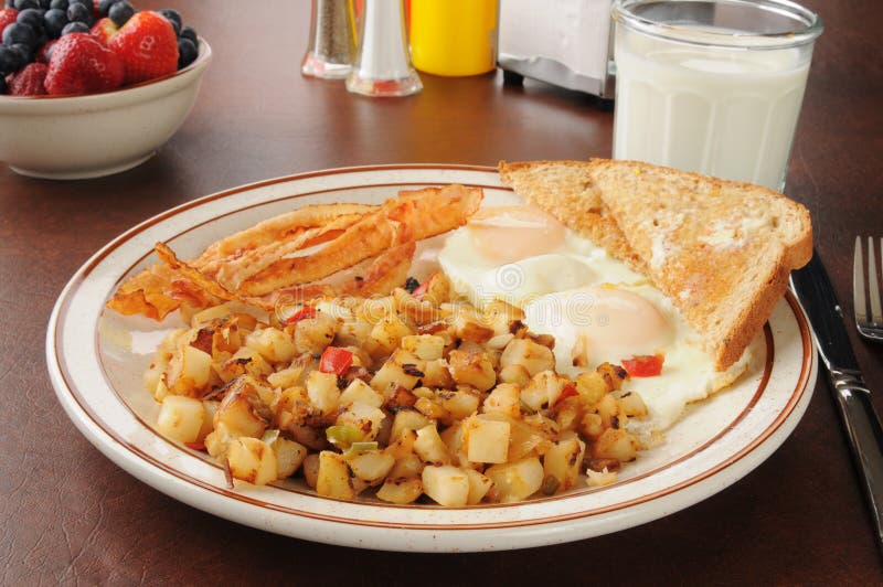 Breakfast Hash Browns Bacon Fried Egg Toast Stock Photo - Image of