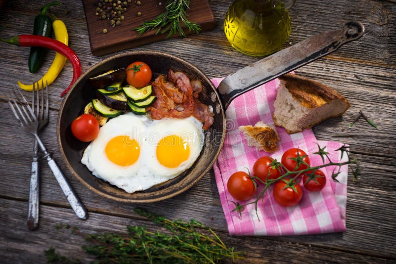 Bacon, eggs and vegetables stock photo. Image of bacon 37138586