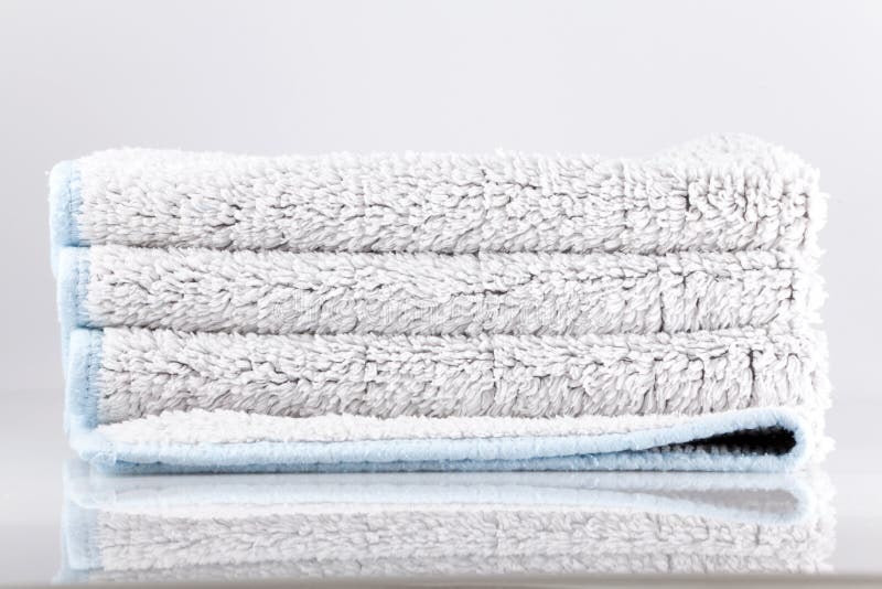 Schwarzes Badezimmer stockbild. Bild von zuhause, dusche - 8731435