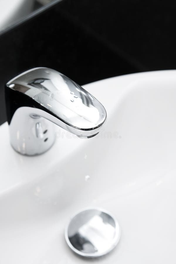Badezimmerhahn stockbilder Badezimmerhahn stockbilder