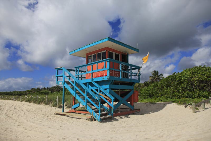 Badmeester Stand, Zuidenstrand Miami, Florida royalty-vrije stock afbeelding Badmeester Stand, Zuidenstrand Miami, Florida royalty-vrije stock afbeelding
