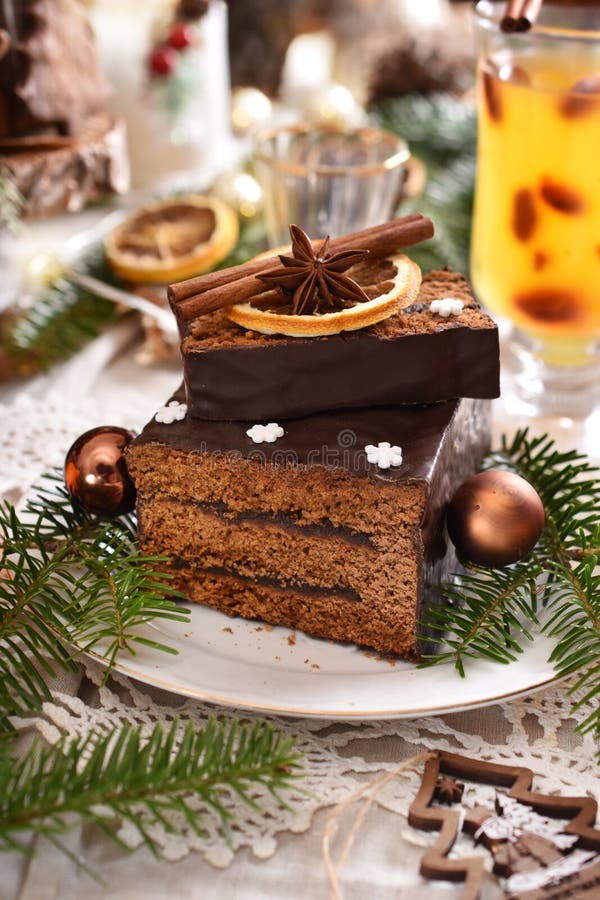 Coração De Pão-de-gengibre Na Tradição Alemã Mercado De Natal Tradução De  Texto só Porque Te Amo Imagem de Stock - Imagem de doce, bolo: 167735979