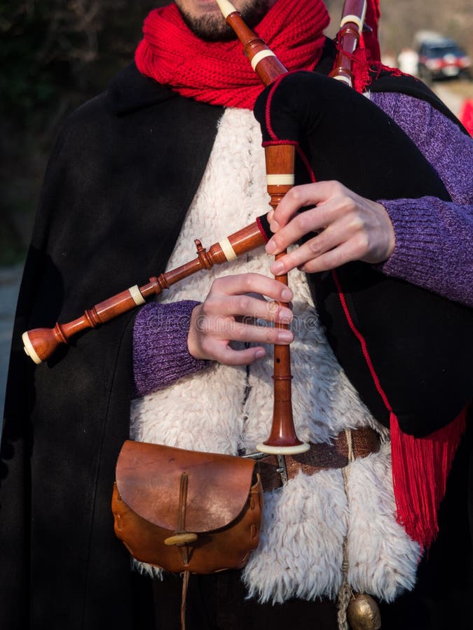 scottish bagpipe player festival scottish bagpipe player festival