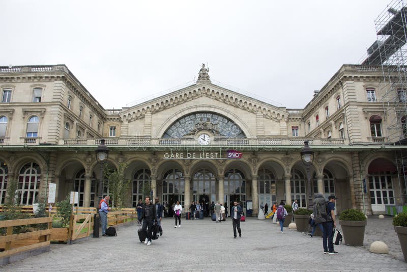 Bahnhof Gare De Paris-Est in Paris, Frankreich Redaktionelles Stockbild