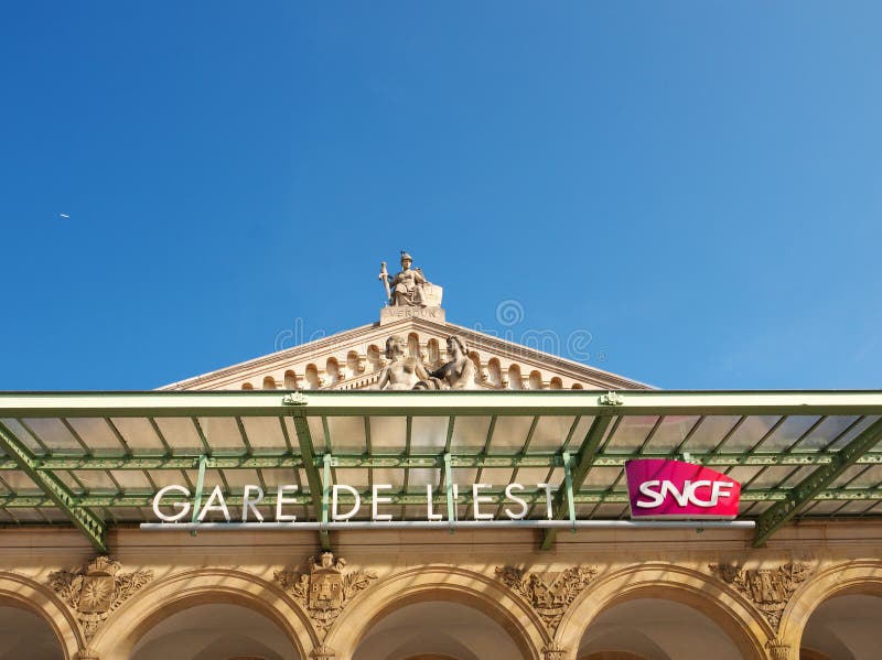 Bahnhof Gare De Paris-Est in Paris, Frankreich Redaktionelles Stockbild