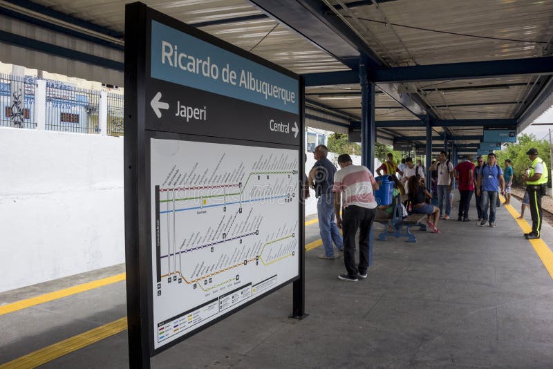 Bahnstation zu den Olympics wird von Rios Gouverneur eröffnet