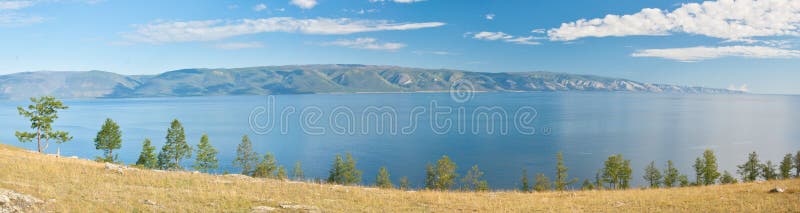 Baikal λιμνών πανόραμα στοκ εικόνες