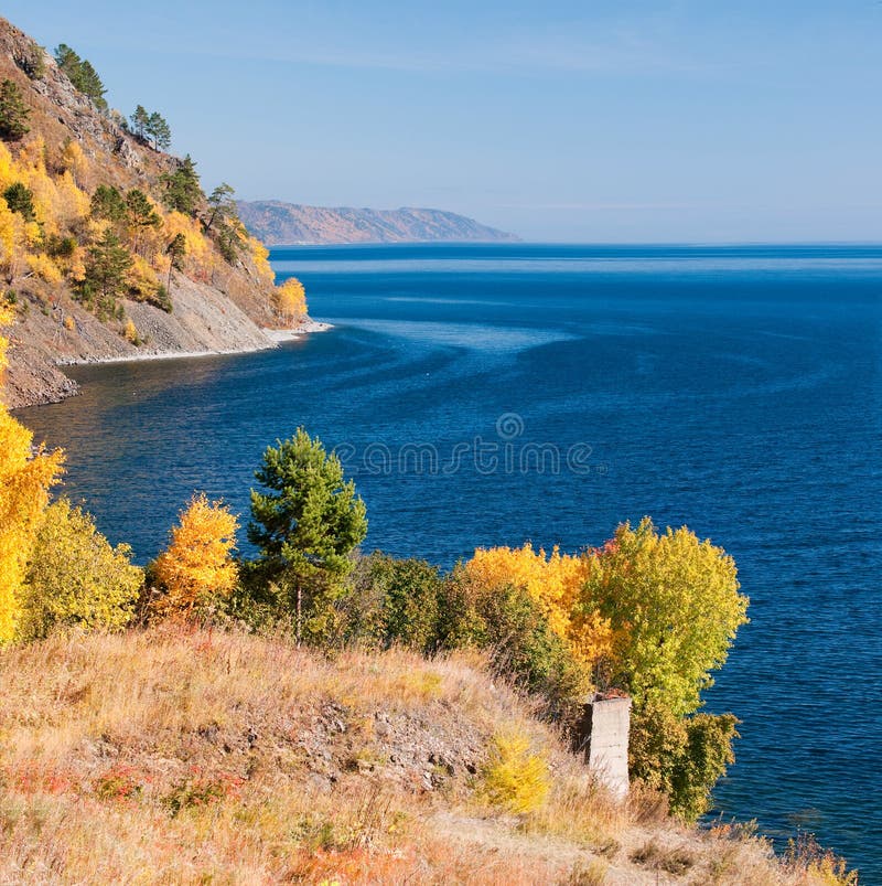 Baikal φθινοπώρου λίμνη στοκ εικόνα
