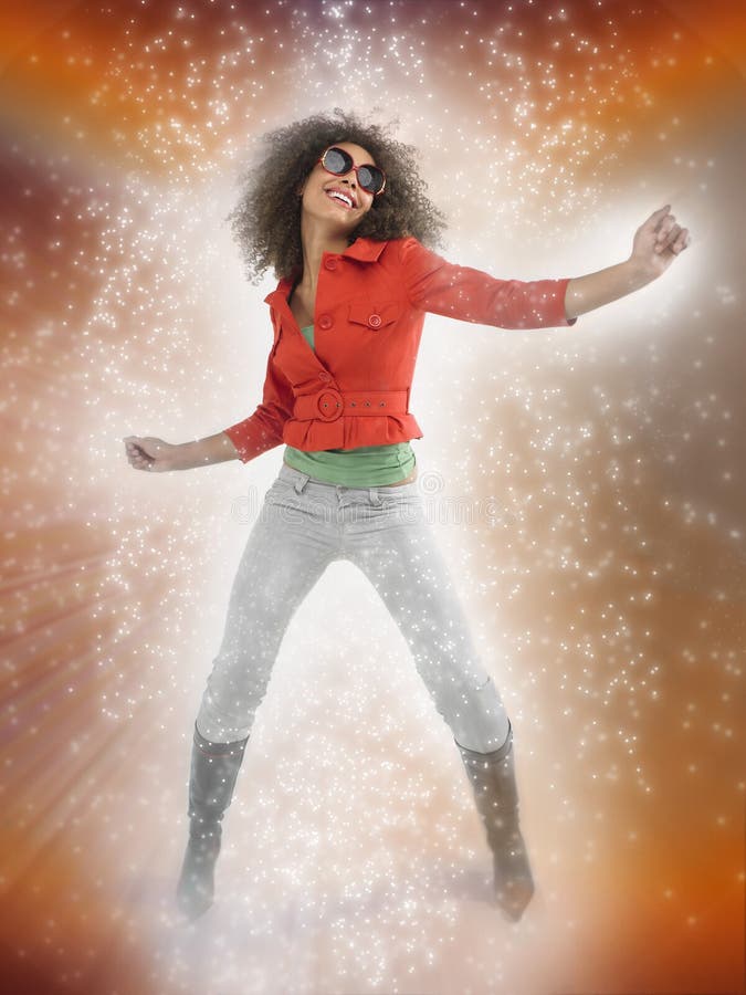 Baile de la mujer del Afro con efecto luminoso fotografía de archivo Baile de la mujer del Afro con efecto luminoso fotografía de archivo