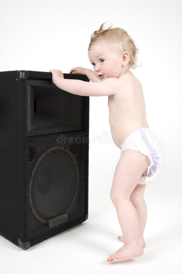 Baile del bebé con el reproductor imagenes de archivo Baile del bebé con el reproductor imagenes de archivo