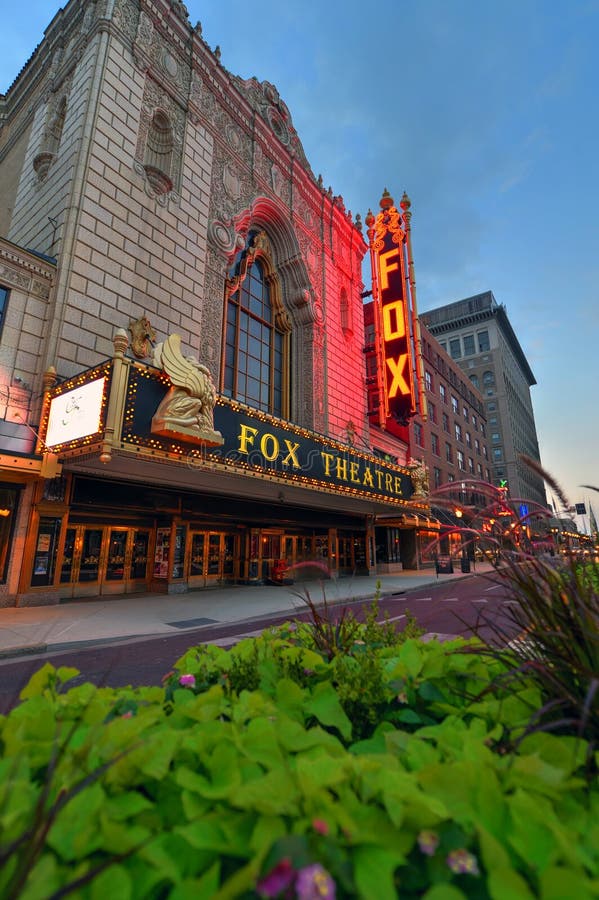 St. Louis, Missouri, USA - August 11, 2014 - The Fabulous Fox Theatre on Grand Boulevard in the Grand Center arts district of midtown St Louis. St. Louis, Missouri, USA - August 11, 2014 - The Fabulous Fox Theatre on Grand Boulevard in the Grand Center arts district of midtown St Louis.