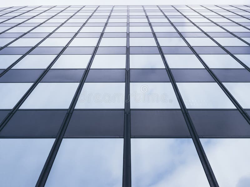 Bakgrund för modell för fasad för arkitekturdetalj modern Glass arkivfoto