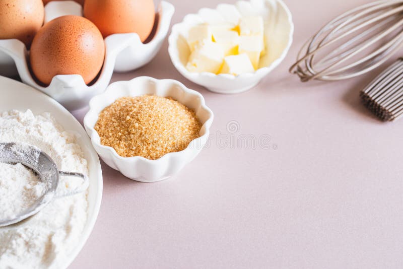 https://thumbs.dreamstime.com/b/baking-cooking-background-frame-ingredients-kitchen-items-cakes-utensils-flour-eggs-brown-sugar-butter-text-space-top-view-255130507.jpg