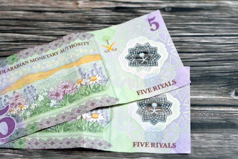 Baksidan av den nya polymeren 5 sar fem saudi arabia riyals cash money-sedel Bill series 1441 ah 2020 har ett område med royaltyfria foton