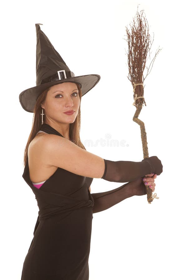 A Menina sexy Na Bruxa De Halloween Voa Na Vassoura Imagem de Stock -  Imagem de vôo, atrativo: 26274615