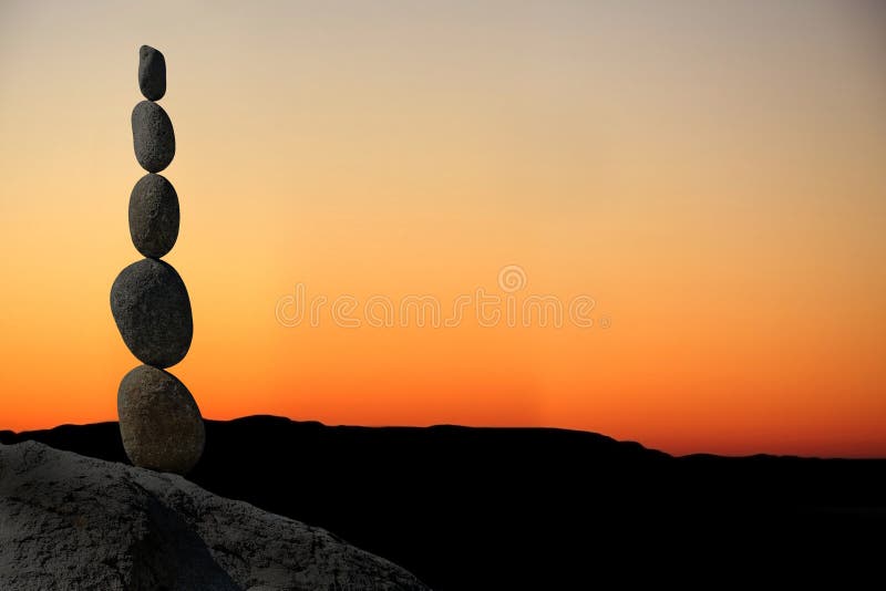 Balanced rock pile