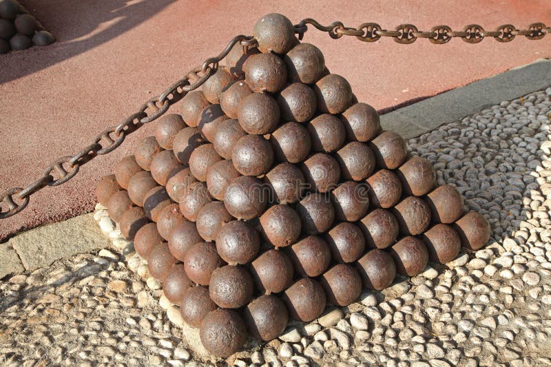 Balas de Canhão de Ferro Mónaco imagens de stock