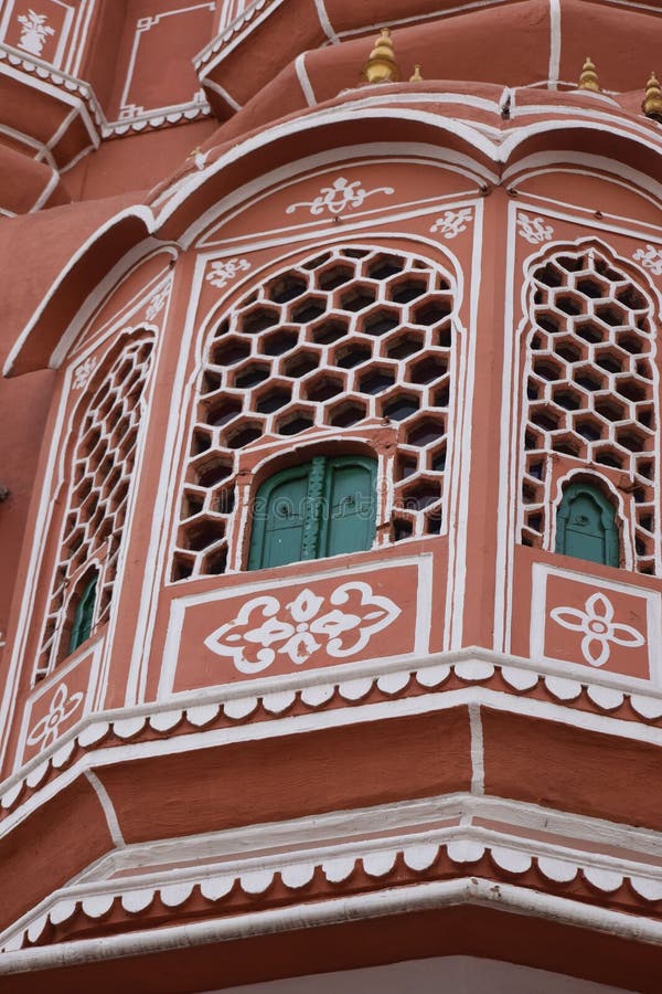 Balcony of Hawa Mahal with intricate patterns. Jaipur, India. stock illustration