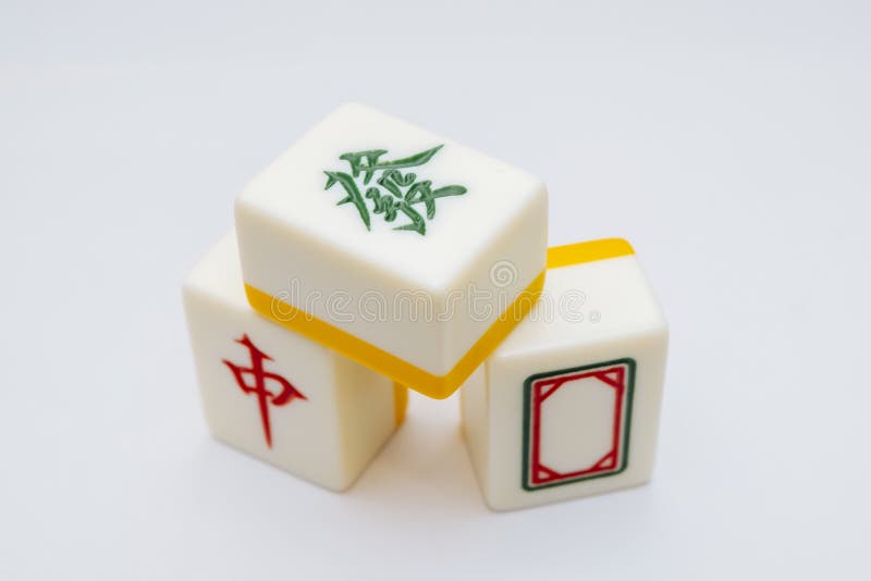 Baldosas Para Mahjong Rojo, Blanco, de - Imagen de rojo, formas: 170392618
