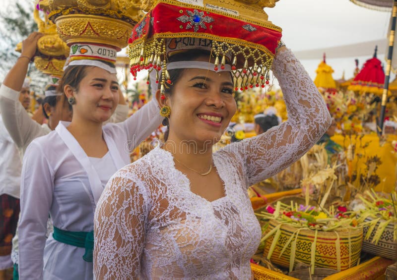 balinese girls