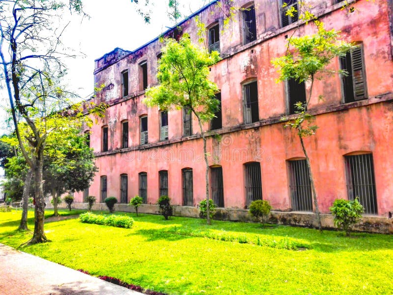 This is the palace of Baliati Zamindar of Bangladesh who ruled over large area of Manikganj. It is Known as Baliati Zamindar Bari or palace. It is a Historical Place of Bangladesh about Bangladeshi Zamindar which is located at the village of Baliati, in Saturia Upazila in Manikganj District, Bangladesh. The Baliati Jamindar Bari is located at 23.9952°N 90.0419°E. This is the palace of Baliati Zamindar of Bangladesh who ruled over large area of Manikganj. It is Known as Baliati Zamindar Bari or palace. It is a Historical Place of Bangladesh about Bangladeshi Zamindar which is located at the village of Baliati, in Saturia Upazila in Manikganj District, Bangladesh. The Baliati Jamindar Bari is located at 23.9952°N 90.0419°E.