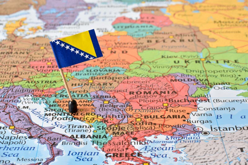 Balkan-Halbinsel, -karte und -flagge von Bosnien und Herzegowina