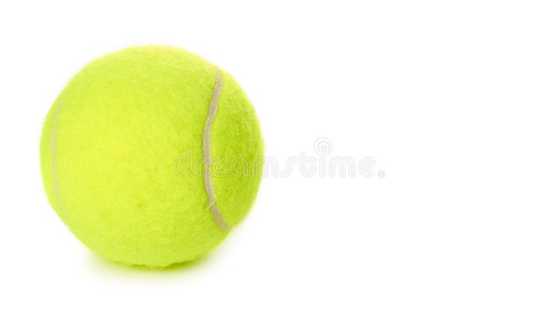 Balle de tennis simple d'isolement sur le fond blanc copiez l'espace, calibre photographie stock libre de droits Balle de tennis simple d'isolement sur le fond blanc copiez l'espace, calibre photographie stock libre de droits