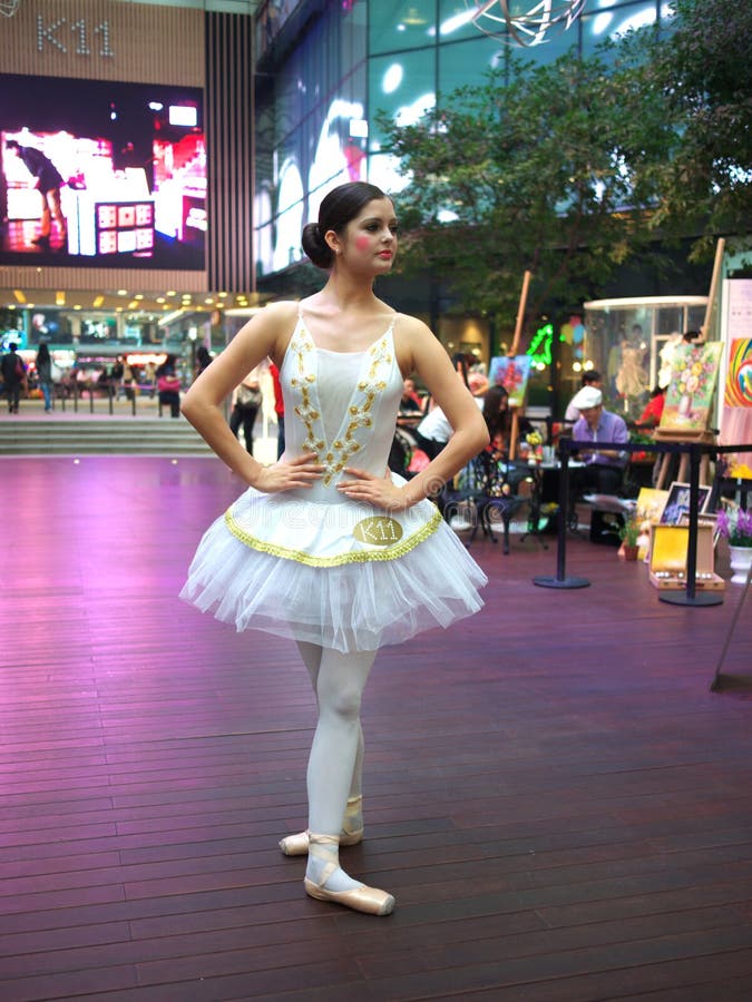 Ballet Dance Performance in K11 in Hong Kong Editorial Stock Photo