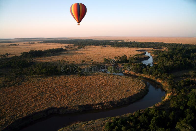 Ballon à air chaud (Kenya) image stock Ballon à air chaud (Kenya) image stock