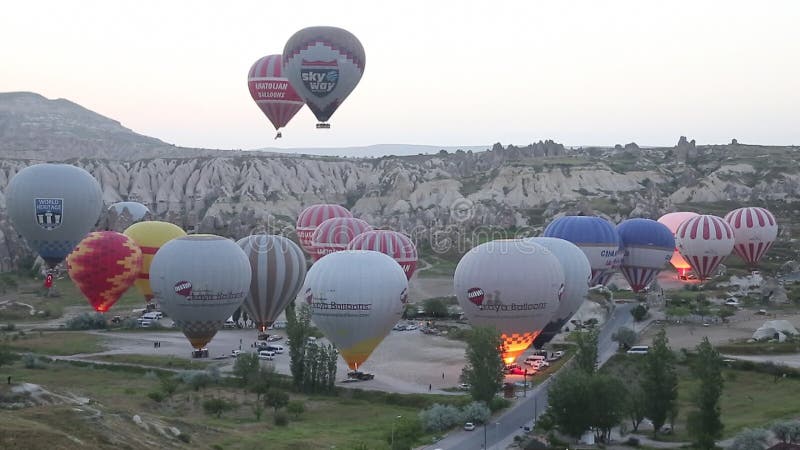 Ballonger som flyger otta i Cappadocia