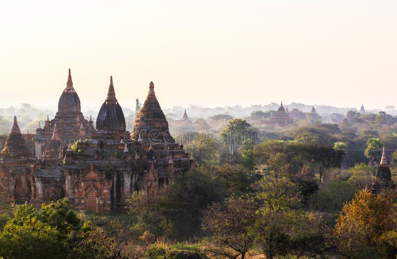 Balloons over Tempels Bagan at sunrise stock image Balloons over Tempels Bagan at sunrise stock image