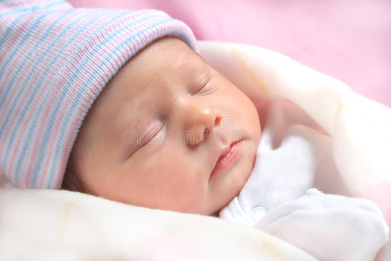 Bambino appena nato fotografia stock libera da diritti Bambino appena nato fotografia stock libera da diritti