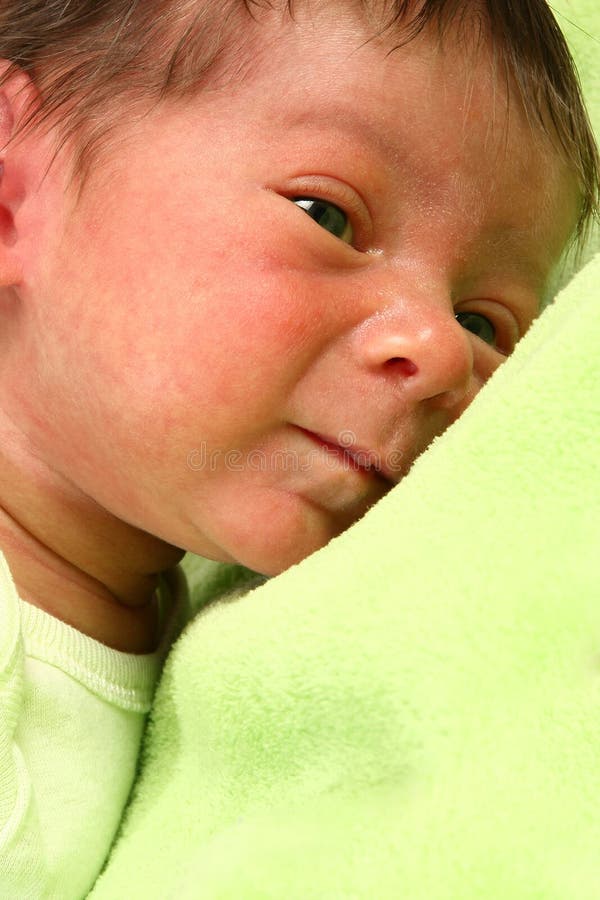 Bambino appena nato adorabile immagini stock libere da diritti Bambino appena nato adorabile immagini stock libere da diritti