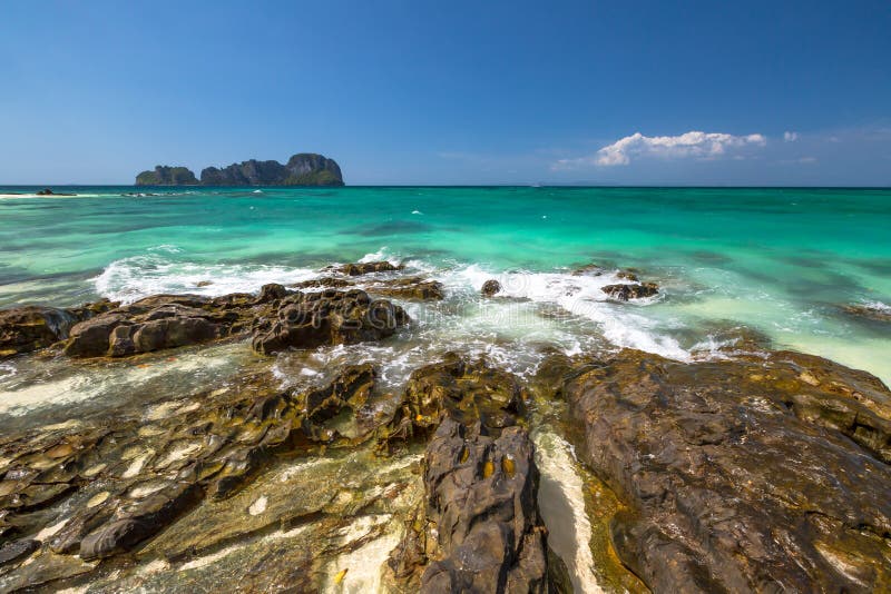 Краби Бамбу Айленд. Остров Бамбу Краби. Остров Бамбу. Koh mai pai остров. Island pay