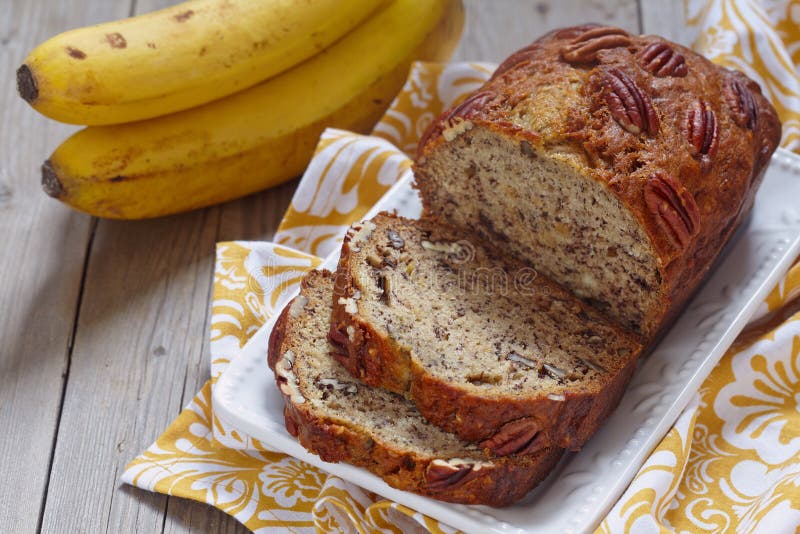 Banana bread with pecan