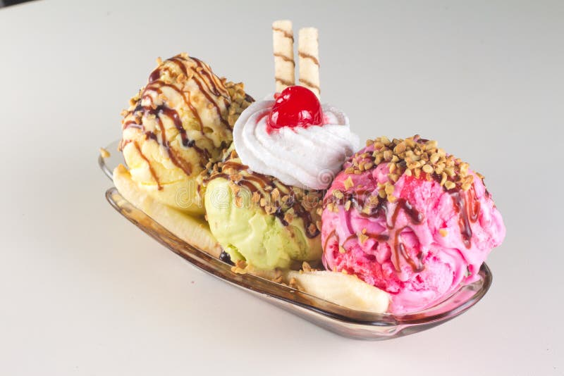 Banana Split Traditionnel Image Stock Image Du Sirop 68407707