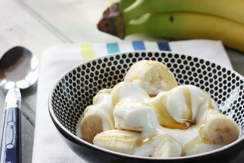 Banana, yogurt and honey