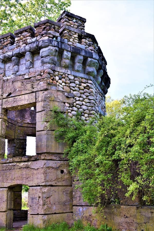 Bancroft Castle, πόλη Groton, κομητεία του Middlesex, Μασαχουσέτη, Ηνωμένες Πολιτείες στοκ εικόνες με δικαίωμα ελεύθερης χρήσης Bancroft Castle, πόλη Groton, κομητεία του Middlesex, Μασαχουσέτη, Ηνωμένες Πολιτείες στοκ εικόνες με δικαίωμα ελεύθερης χρήσης