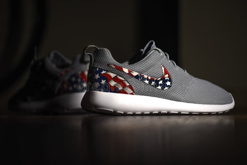 Americana Nike Roshes Foto editorial - Imagen de limpio, zapatillas: