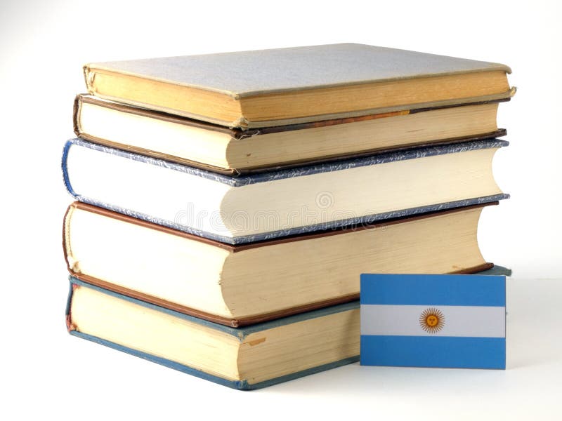 Resultado de imagen para bandera argentina y libros