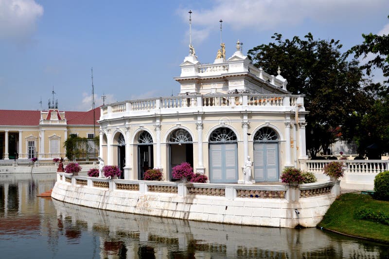 Bang Pa-In, Thailand: Summer Palace Reception Hall